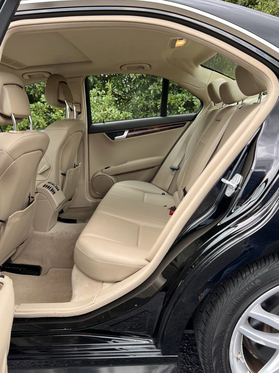 Used 2014 Mercedes-Benz C 250 Sedan image 15