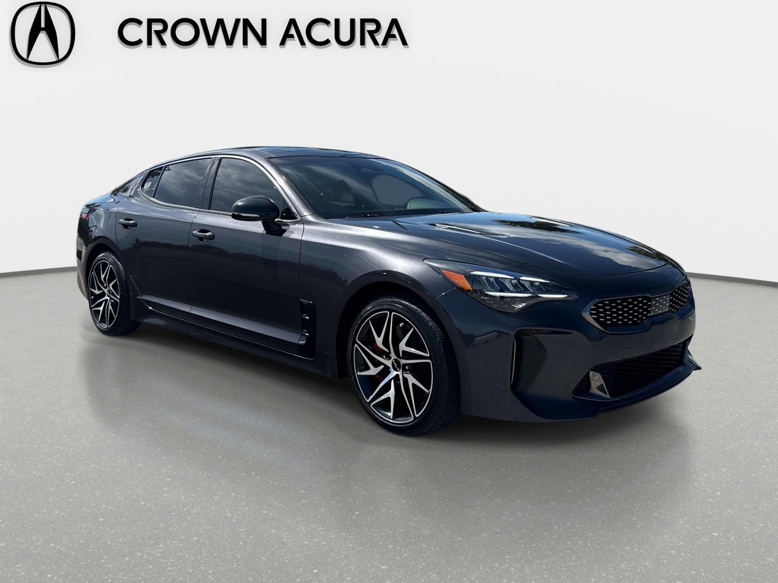 Used 2023 Kia Stinger GT-Line w/ Sun & Sound Package image 7