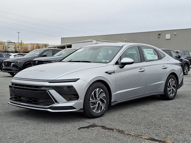 New 2026 Hyundai Sonata Blue