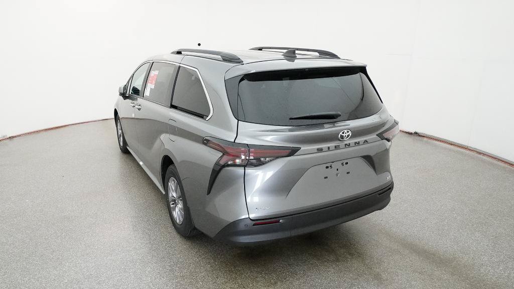 New 2026 Toyota Sienna XLE FWD image 9