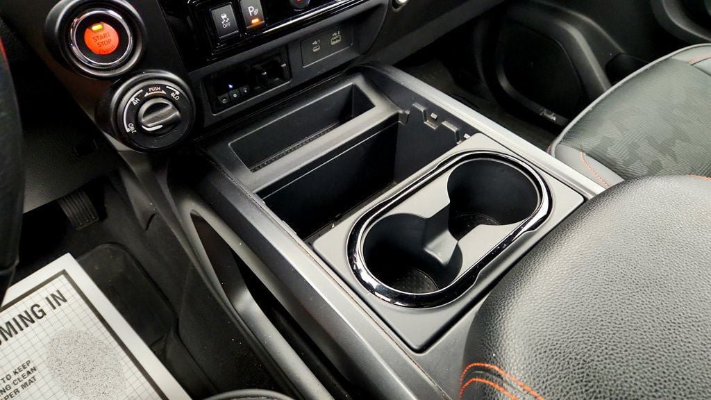 Used 2022 Nissan Titan PRO-4X AWD/4WD image 16
