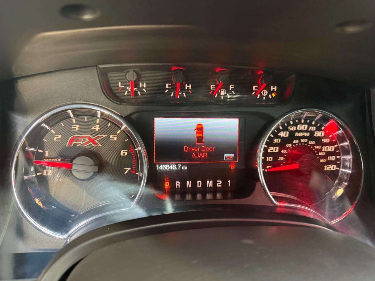 Used 2014 Ford F150 FX4 w/ Equipment Group 402A Luxury image 25