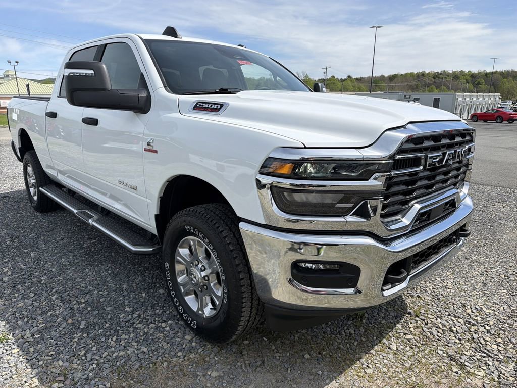 Used 2025 RAM 2500 Big Horn AWD/4WD image 3