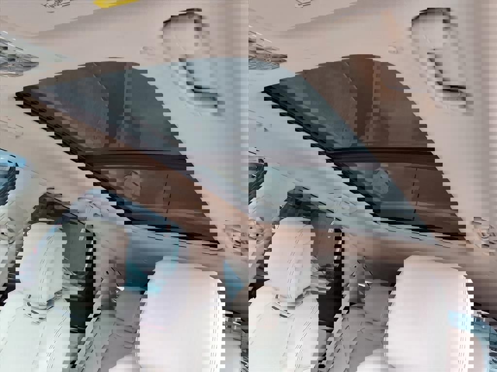 Used 2026 Genesis GV70 2.5T Advanced image 10