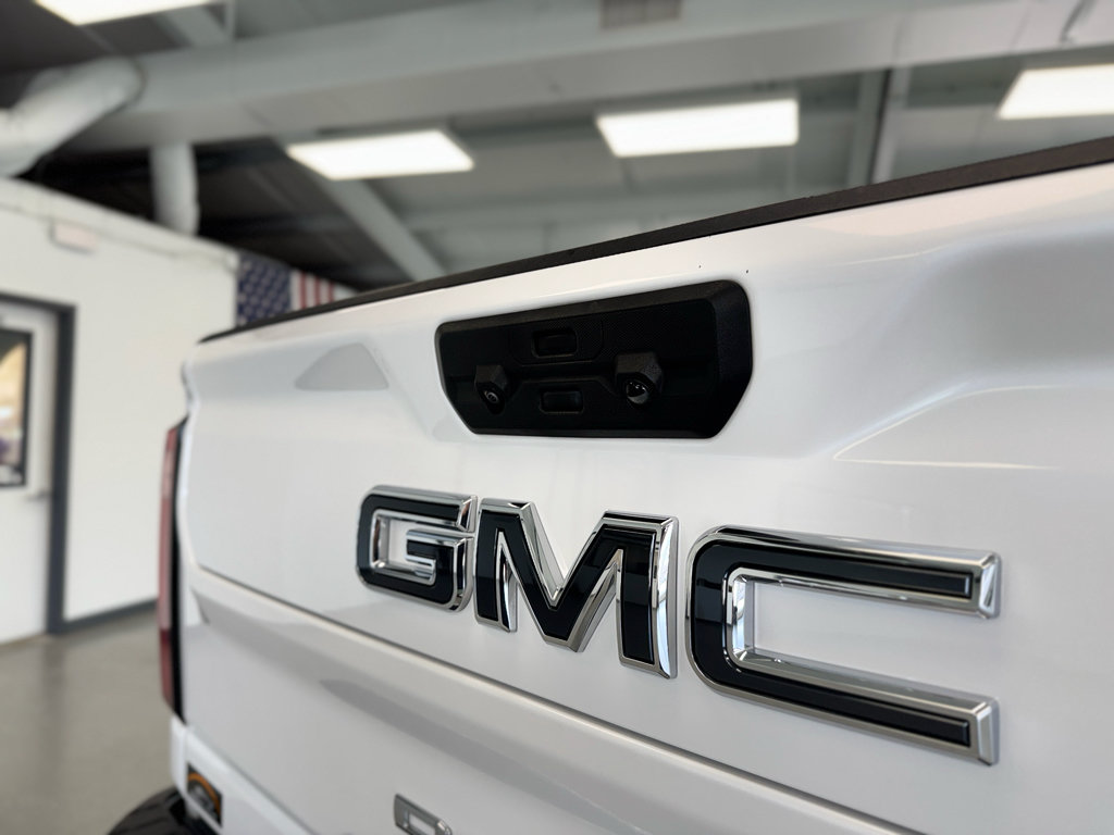 Used 2024 GMC Sierra 2500 Denali Ultimate AWD/4WD image 33
