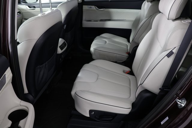 Used 2023 Hyundai Palisade Calligraphy image 21