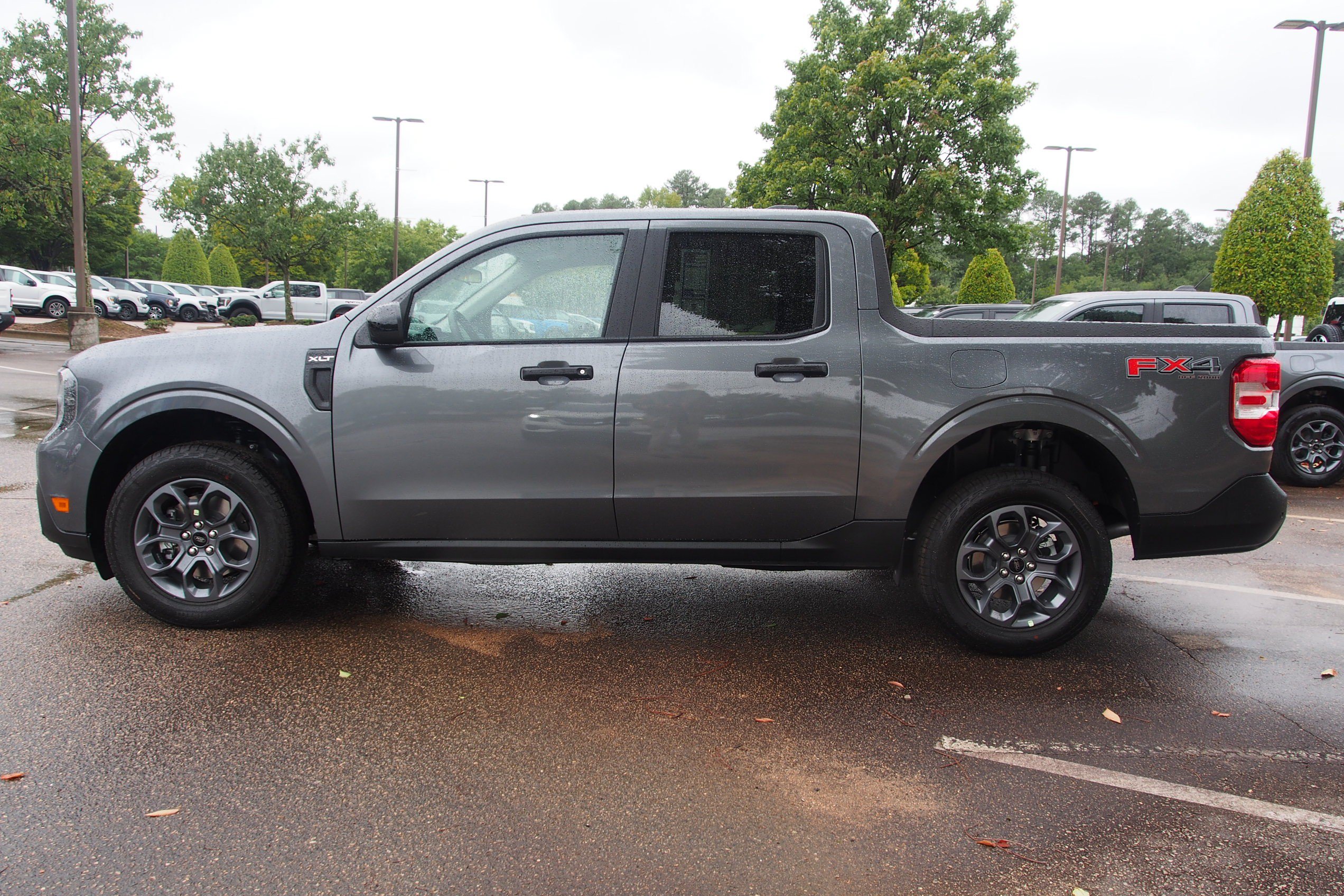 New 2026 Ford Maverick XLT w/ XLT Luxury Package AWD/4WD image 4