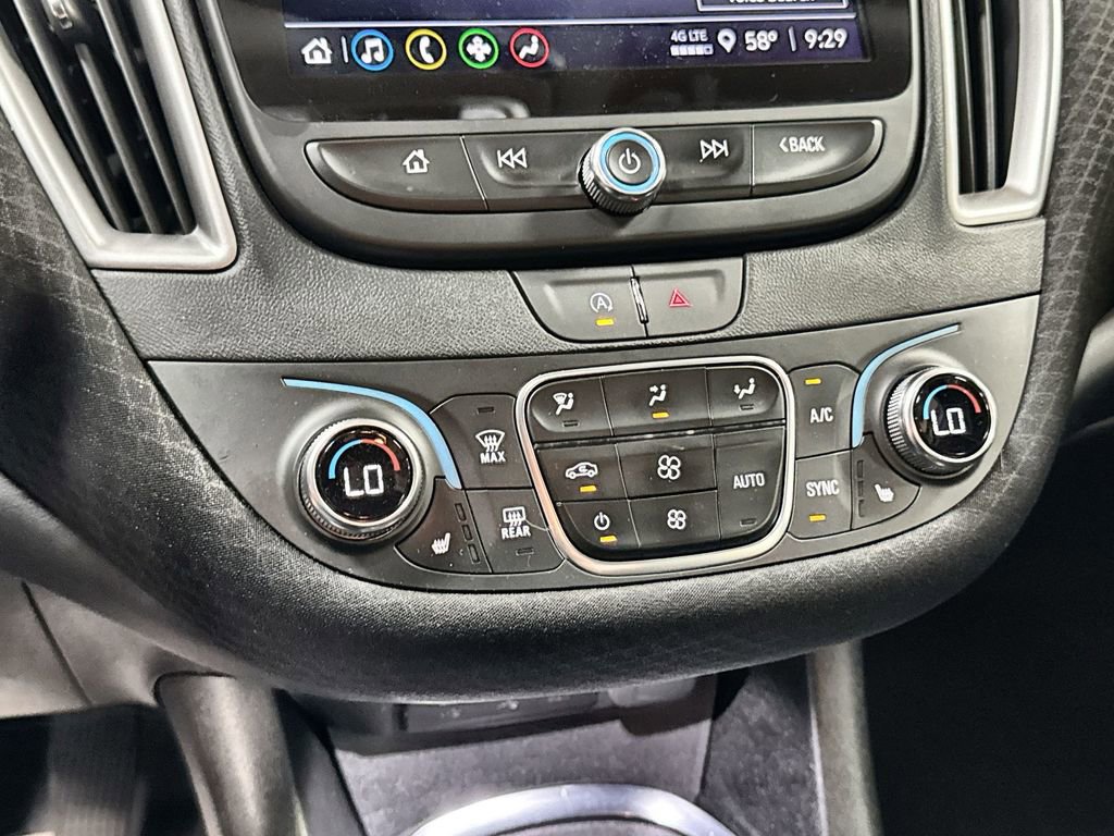 Used 2025 Chevrolet Malibu LT FWD image 21