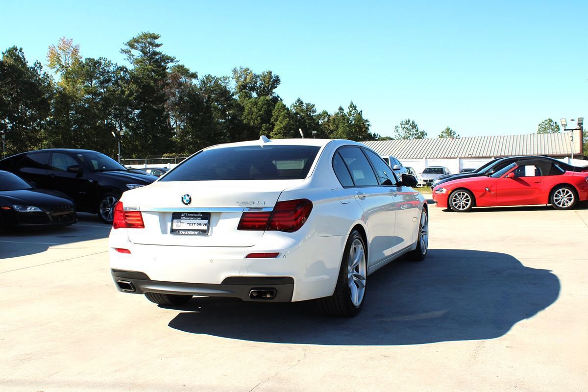 Used 2015 BMW 750Li RWD image 7