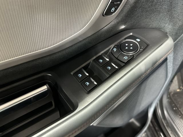 Used 2025 Ford Expedition Active AWD/4WD image 19