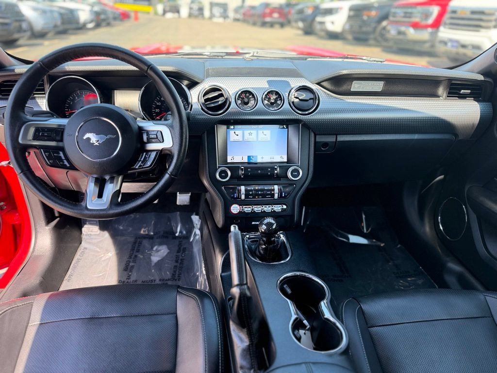 Used 2017 Ford Mustang GT Premium w/ GT Performance Package RWD image 13