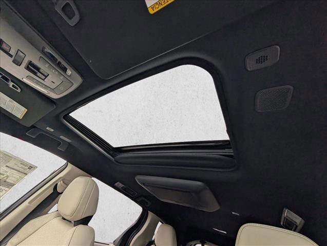 New 2026 Toyota Sienna Platinum image 28