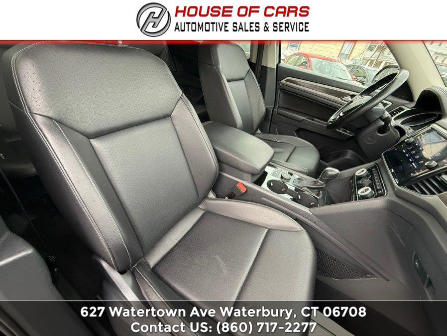 Used 2018 Volkswagen Atlas SEL image 32