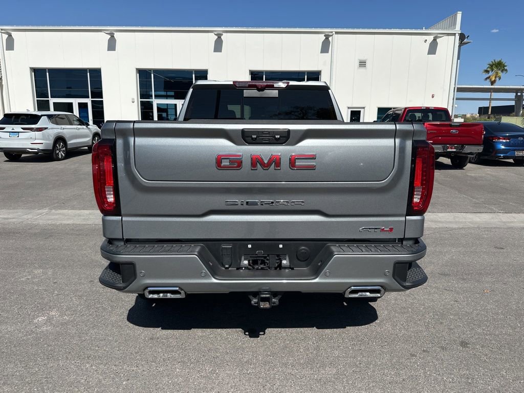 Used 2024 GMC Sierra 1500 AT4 w/ Technology Package AWD/4WD image 5