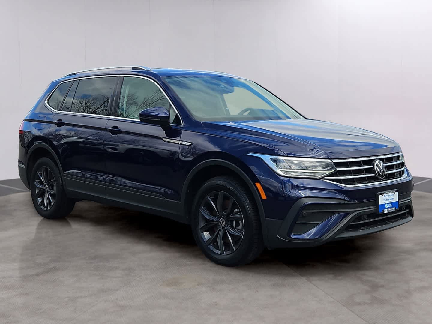 Used 2022 Volkswagen Tiguan SE image 3