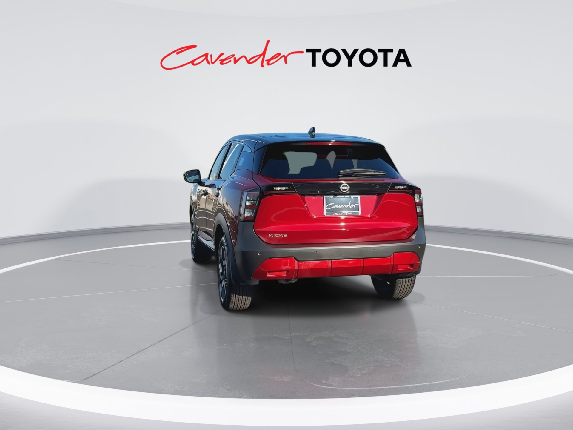 Used 2025 Nissan Kicks SV FWD image 7