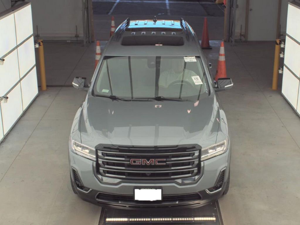 Used 2023 GMC Acadia AT4 w/ Technology Package AWD/4WD image 2