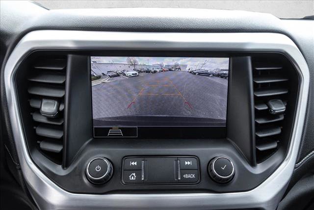 Used 2020 GMC Acadia SLT w/ Driver Alert Package II AWD/4WD image 18