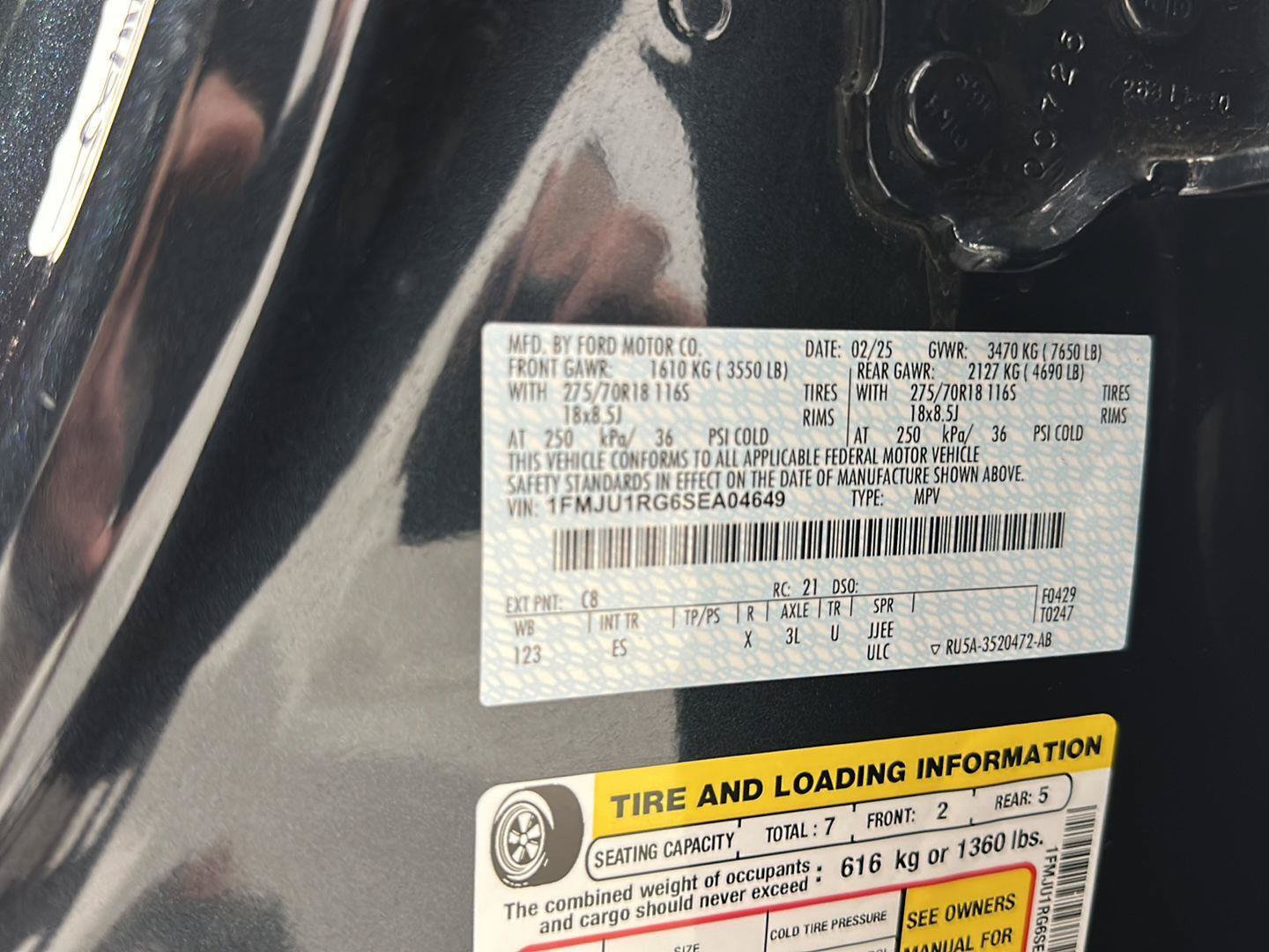 Used 2025 Ford Expedition Tremor AWD/4WD image 32