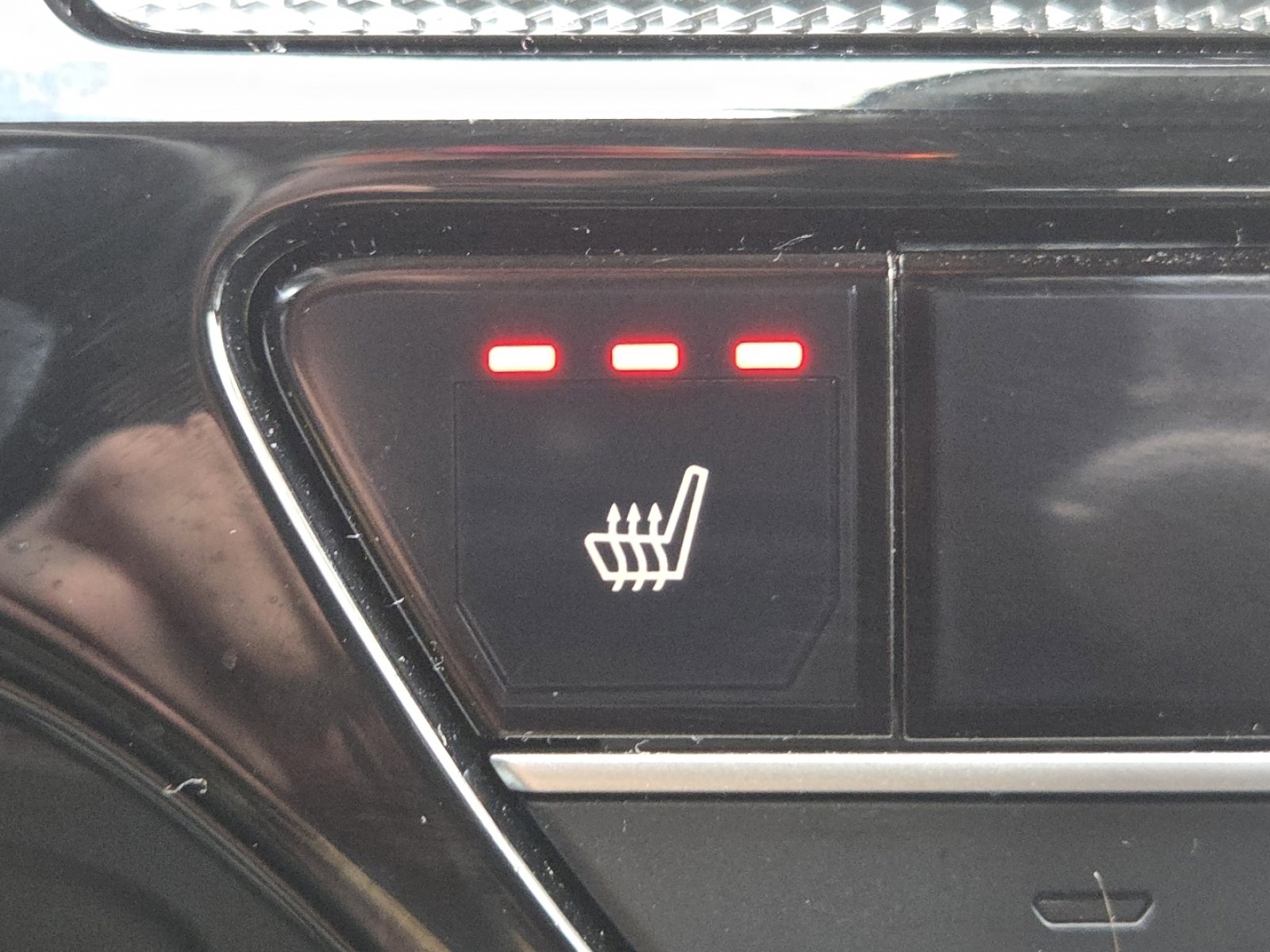 Certified 2024 Honda CR-V EX-L image 6