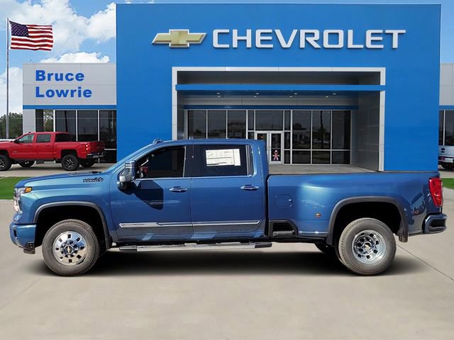New 2026 Chevrolet Silverado 3500 High Country w/ Technology Package image 2