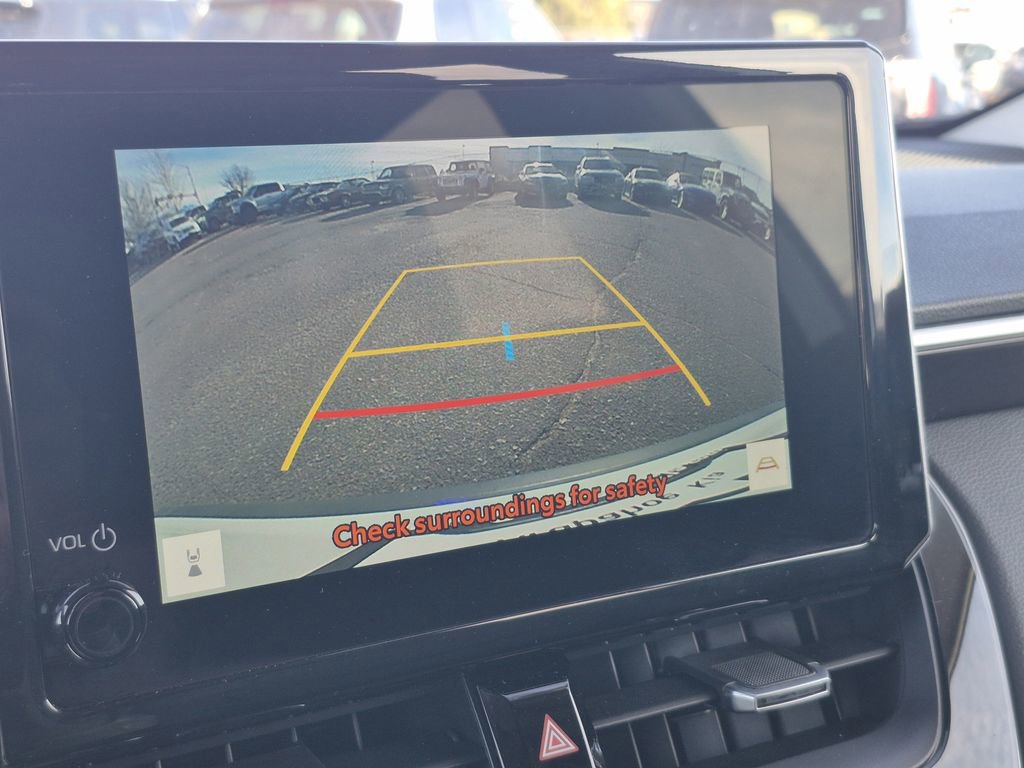 Used 2024 Toyota Corolla Cross XLE w/ Convenience Package image 22