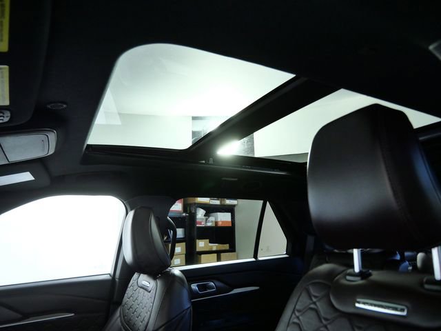 Certified 2025 Ford Explorer Platinum w/ LUX Leather Package AWD/4WD image 20