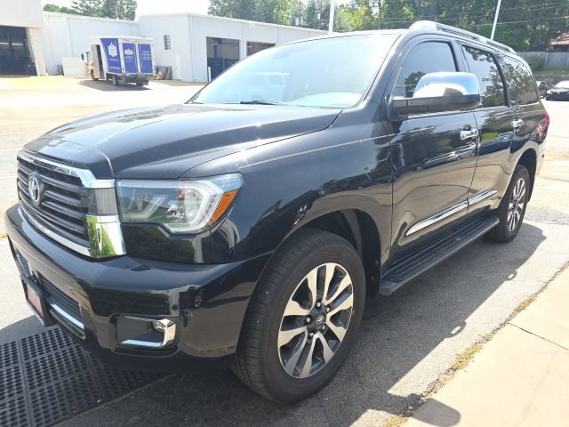 Used 2019 Toyota Sequoia Limited w/ Safety & Convenience Package AWD/4WD image 1