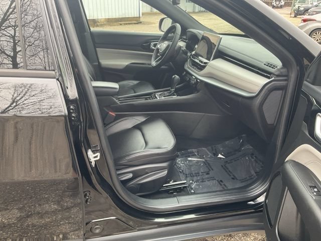 Used 2025 Jeep Compass Limited AWD/4WD image 44