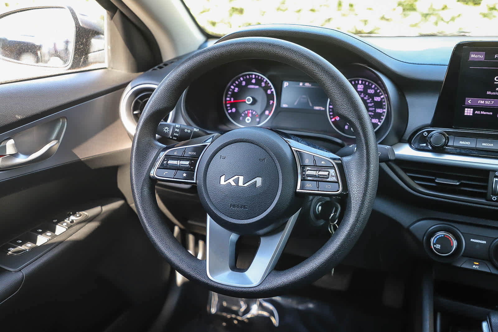 Used 2023 Kia Forte LXS FWD image 14