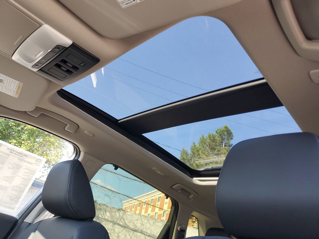 New 2026 Nissan Rogue Platinum image 12