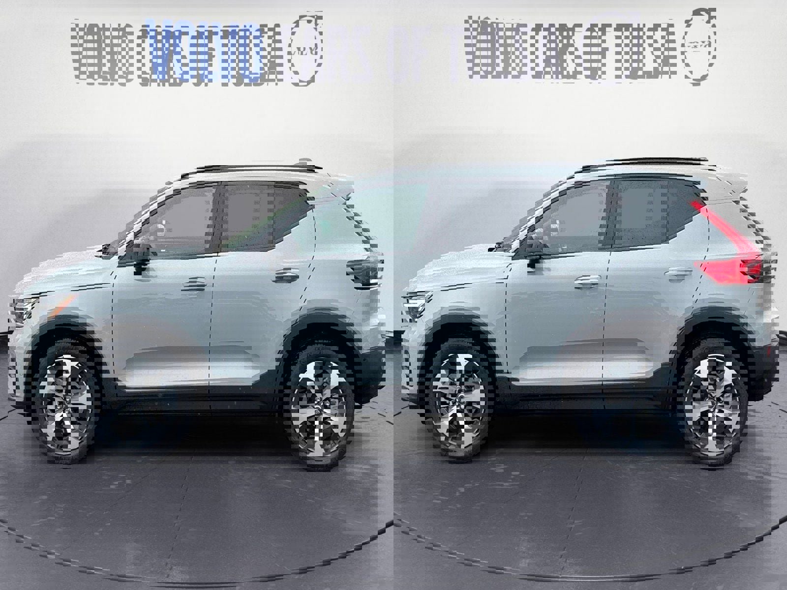 New 2026 Volvo XC40 B5 Plus w/ Protection Package Premier image 2