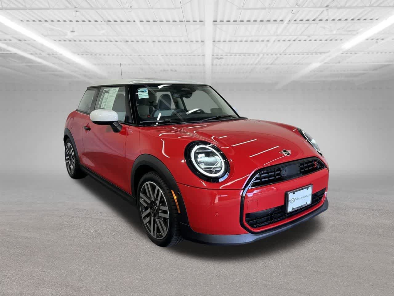Certified 2025 MINI Cooper S image 7