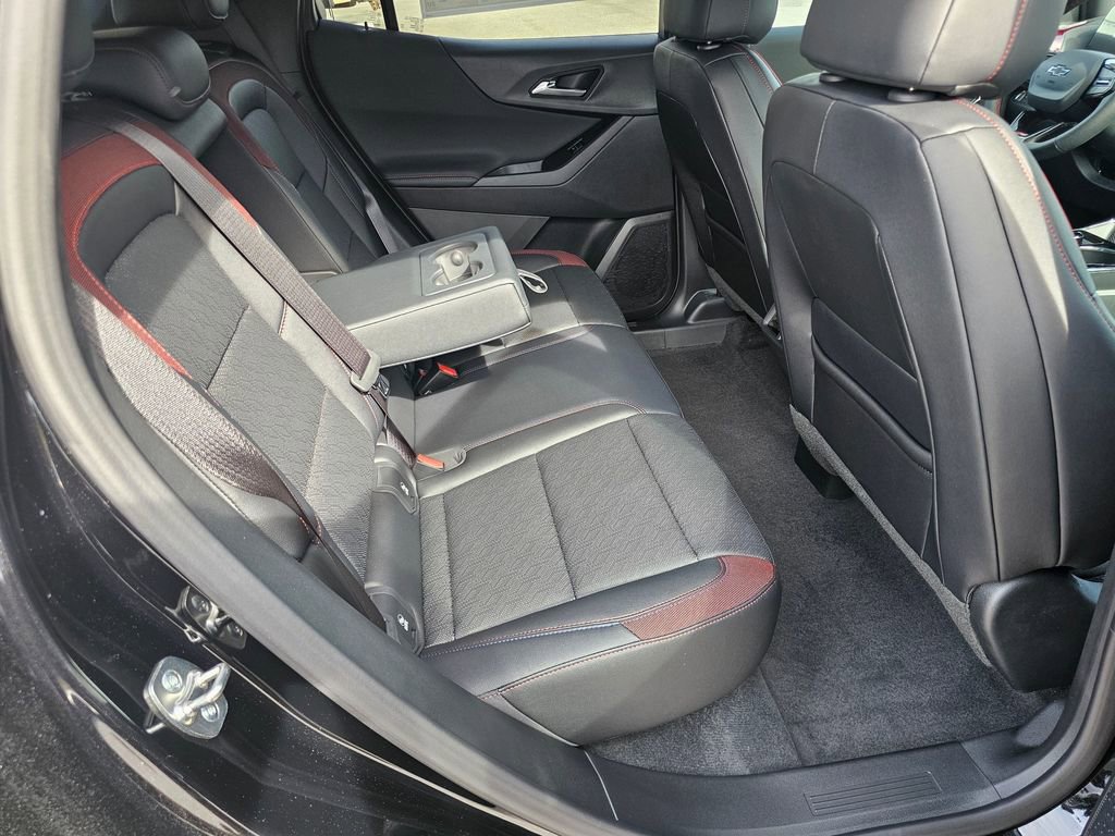 New 2026 Chevrolet Equinox RS w/ Convenience Package III AWD/4WD image 13