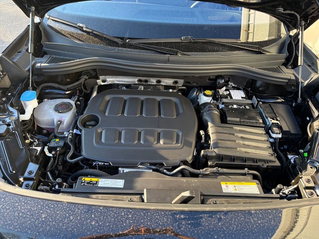 New 2026 Volkswagen Tiguan SEL R-Line image 24