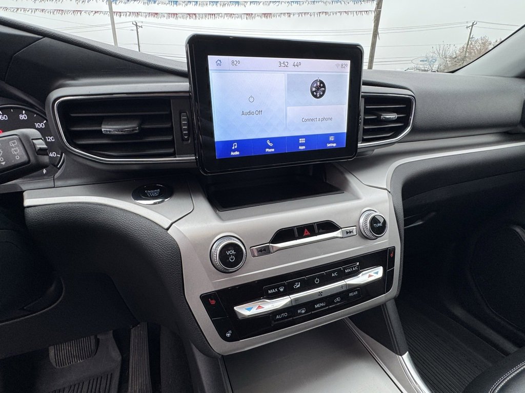 Used 2022 Ford Explorer XLT w/ Equipment Group 202A image 28