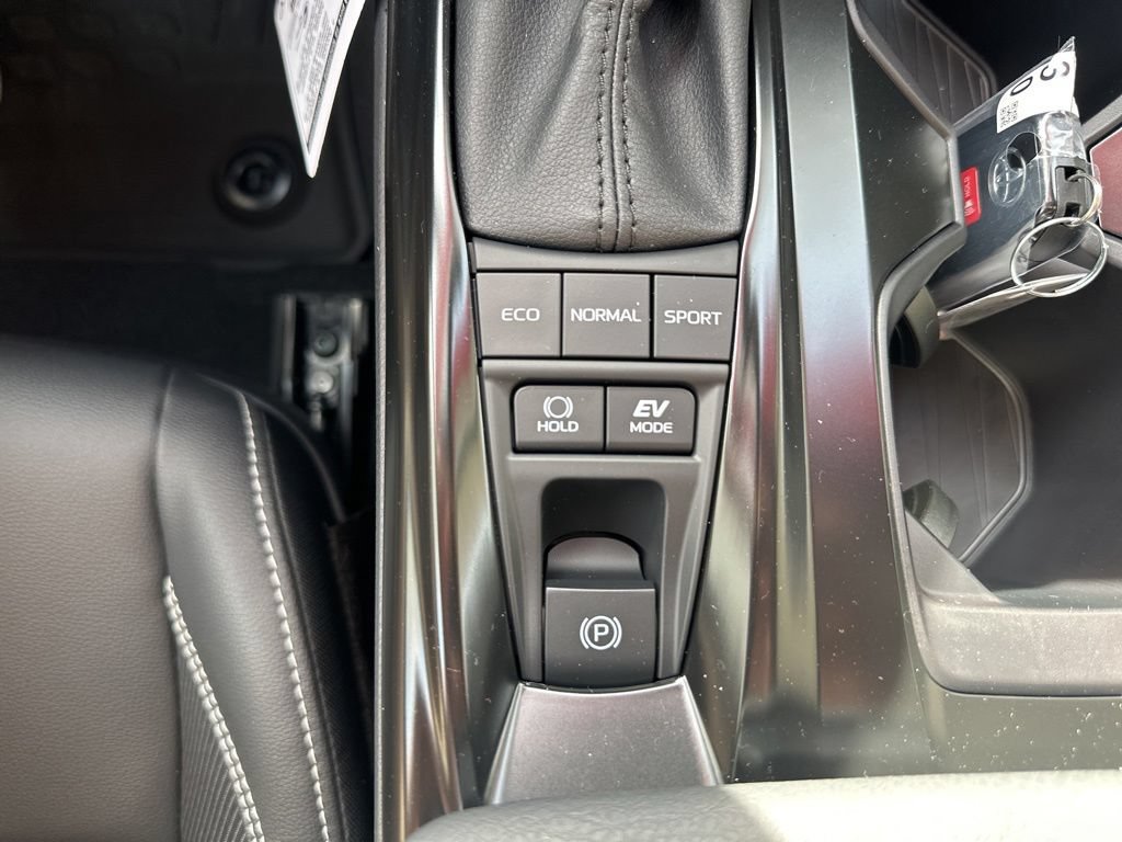 New 2026 Toyota Camry SE FWD image 30