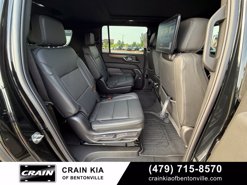 Used 2026 GMC Yukon XL Denali w/ Denali Reserve Package AWD/4WD image 33