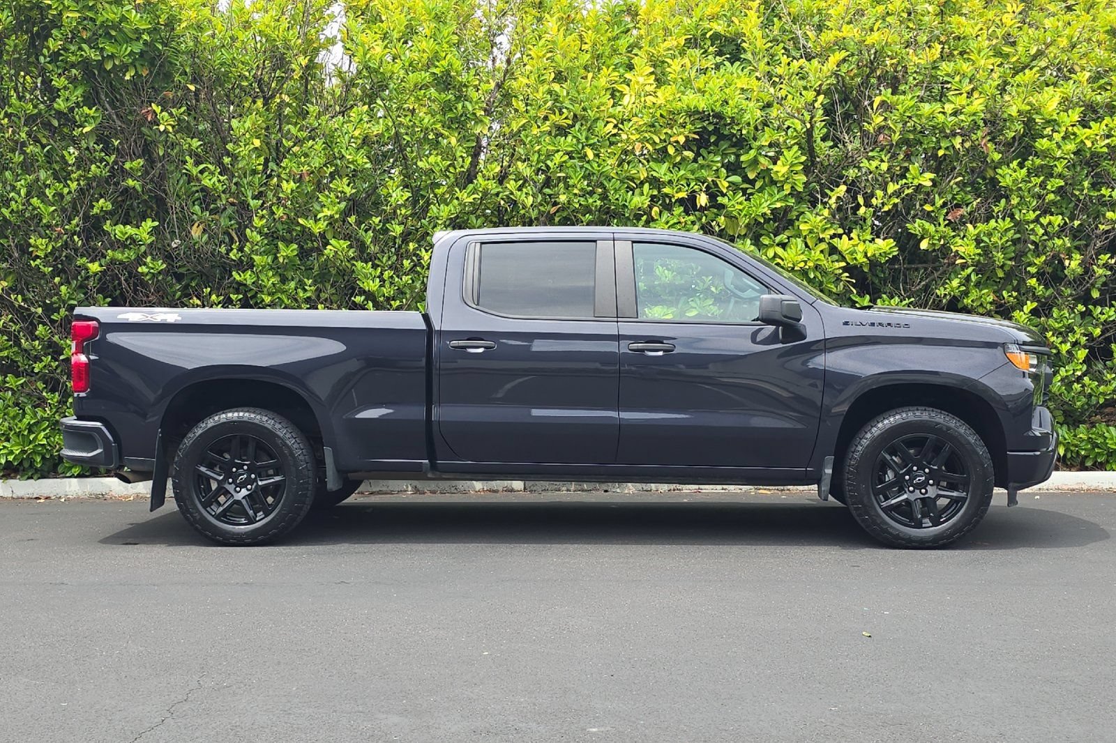 Used 2023 Chevrolet Silverado 1500 Custom w/ LPO, Dark Essentials Package AWD/4WD image 3