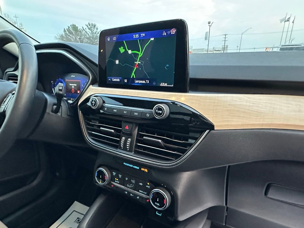 Used 2022 Ford Escape Titanium w/ Titanium Elite Package image 10