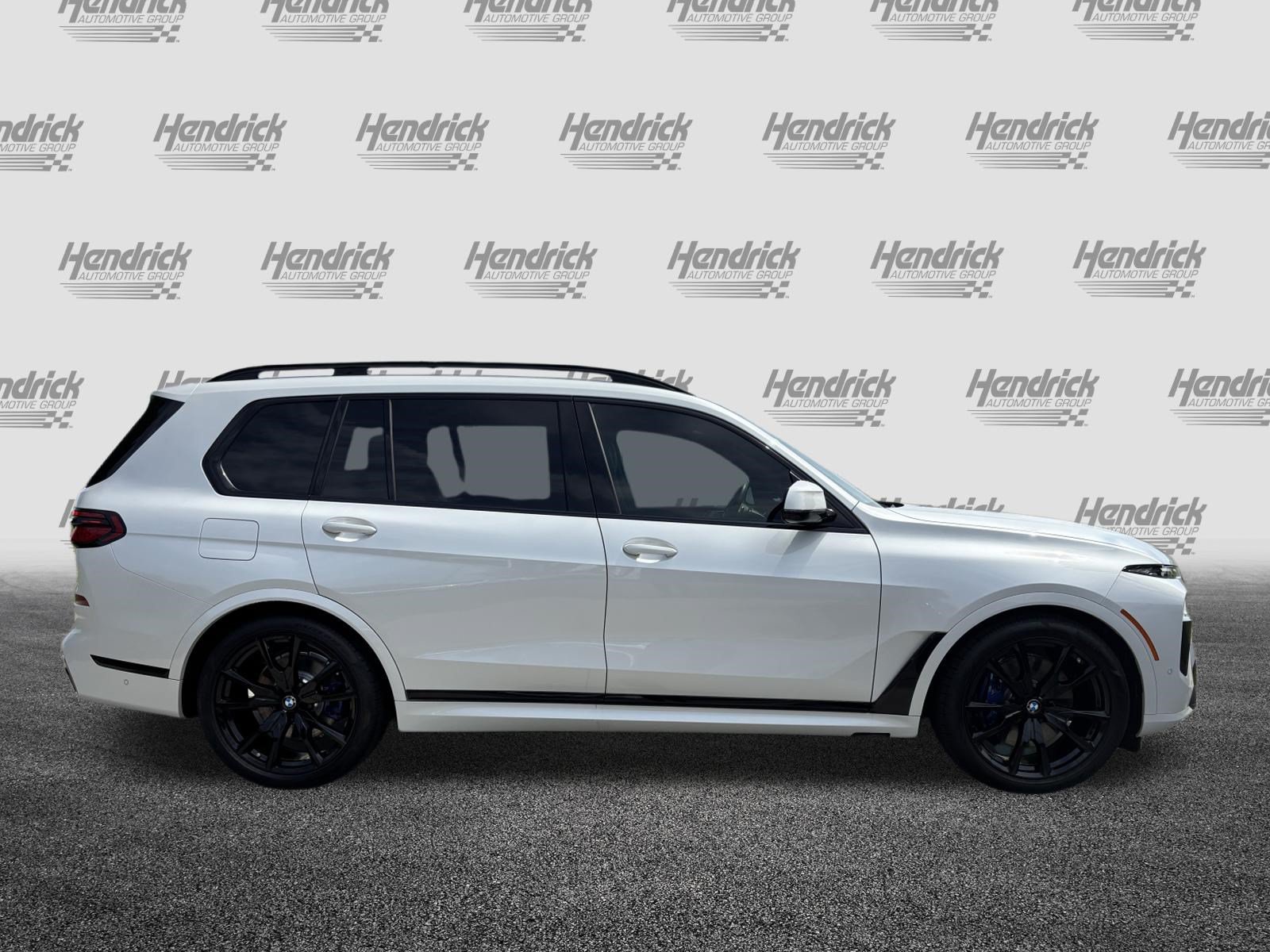 Used 2026 BMW X7 xDrive40i w/ M Sport Package AWD/4WD image 11
