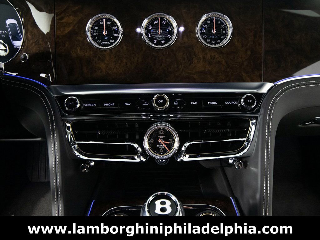 Used 2024 Bentley Flying Spur V8 AWD/4WD image 25