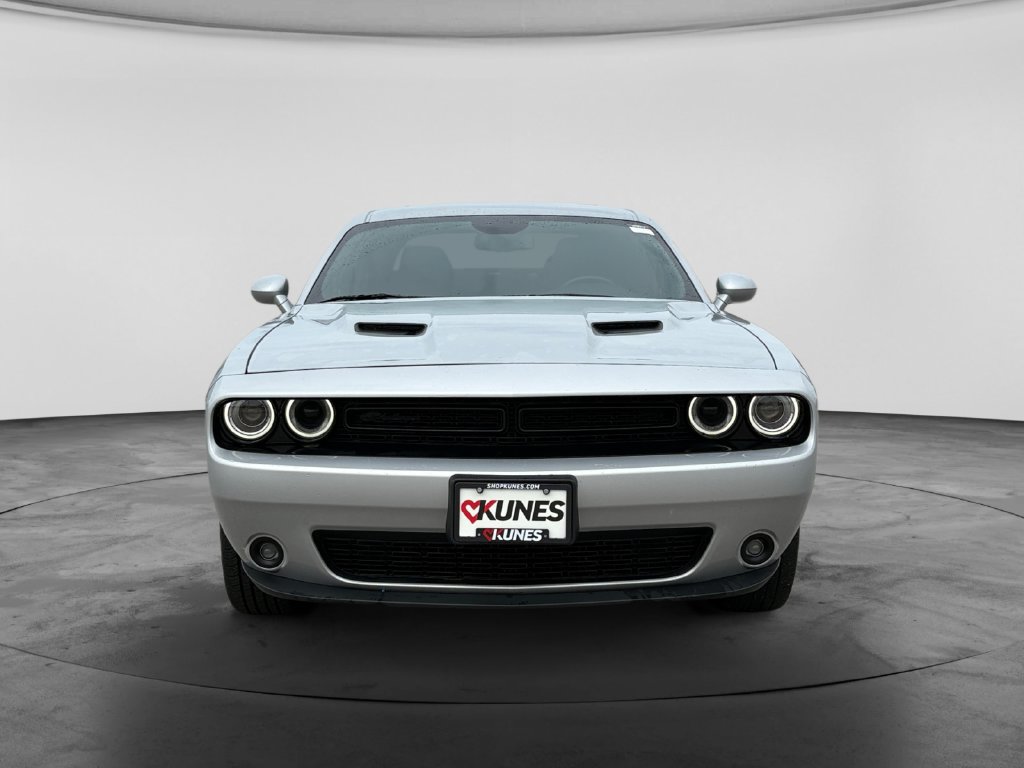Used 2023 Dodge Challenger SXT w/ Blacktop Package AWD/4WD image 2