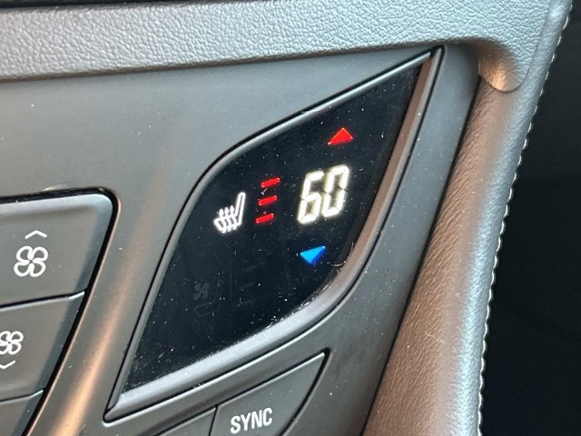 Used 2019 Buick Envision Essence FWD image 28