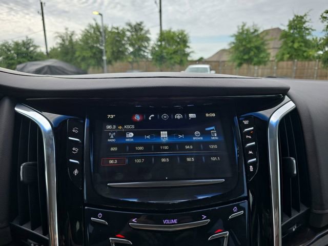 Used 2016 Cadillac Escalade Luxury AWD/4WD image 8