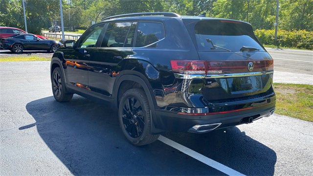 New 2026 Volkswagen Atlas SE image 7