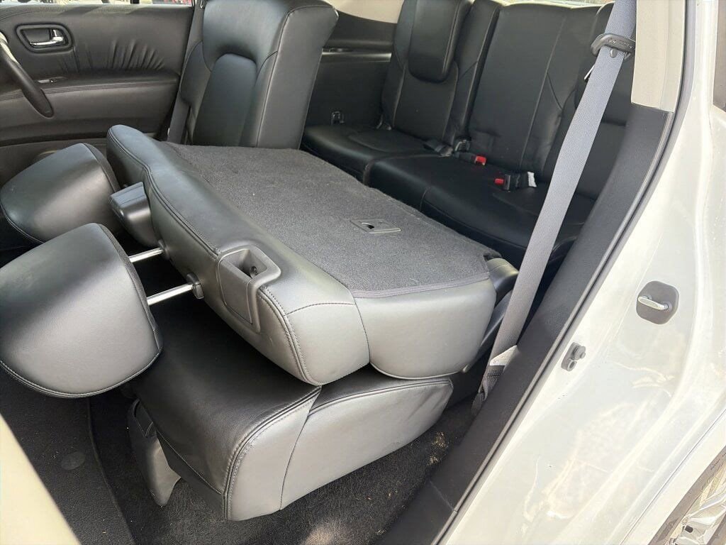 Used 2024 Nissan Armada SV image 33