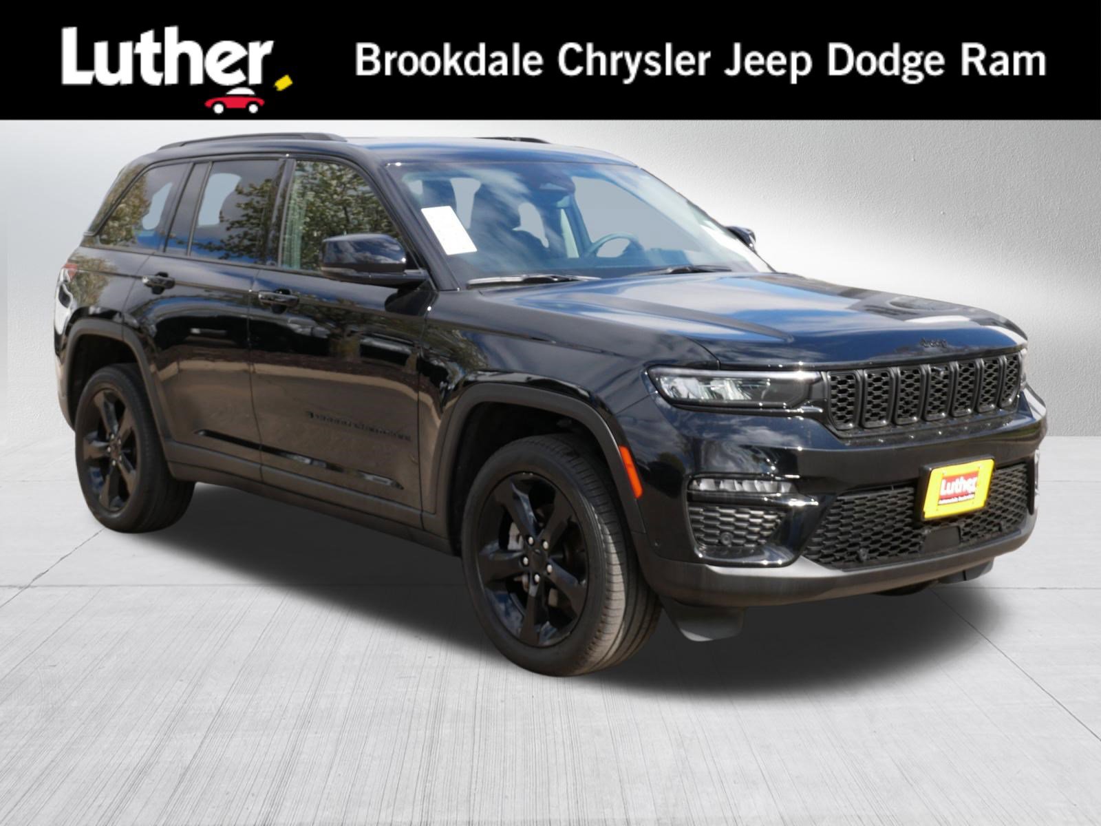Used 2023 Jeep Grand Cherokee Limited w/ Luxury Tech Group II AWD/4WD video 1