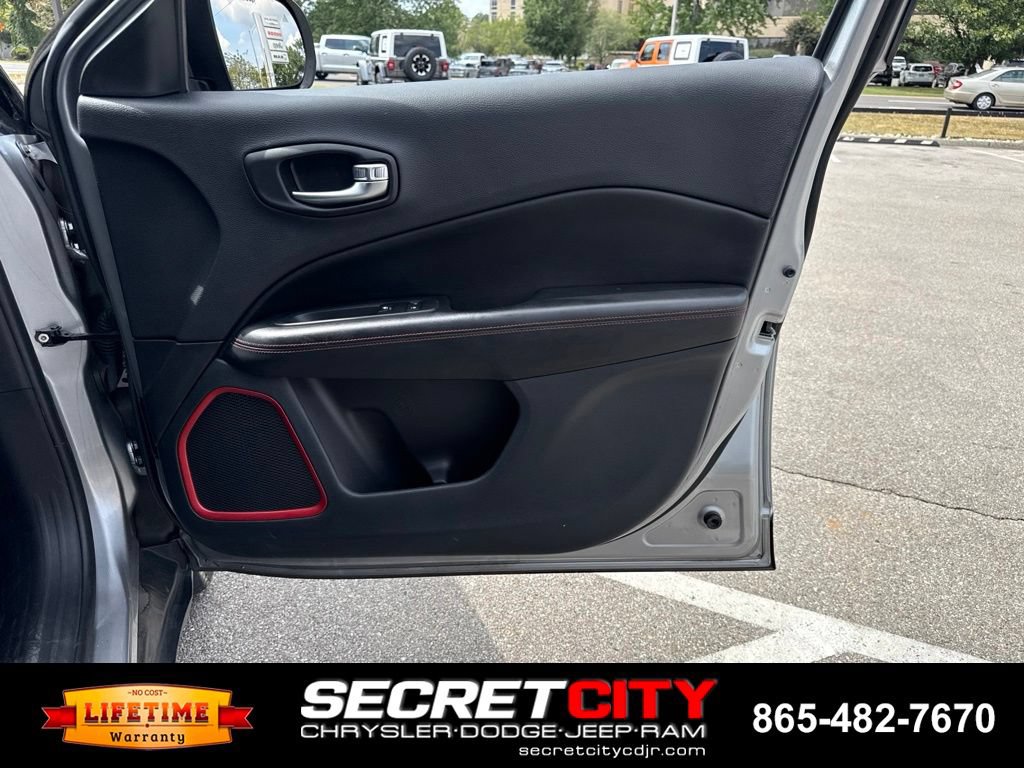 Used 2021 Jeep Compass Trailhawk AWD/4WD image 10