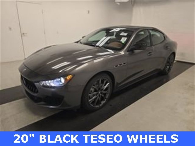 Used 2020 Maserati Ghibli S image 4